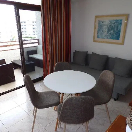 Apartment Juncos 403 *