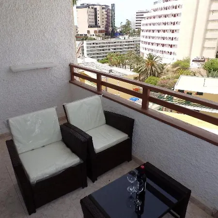 Apartment Juncos 403